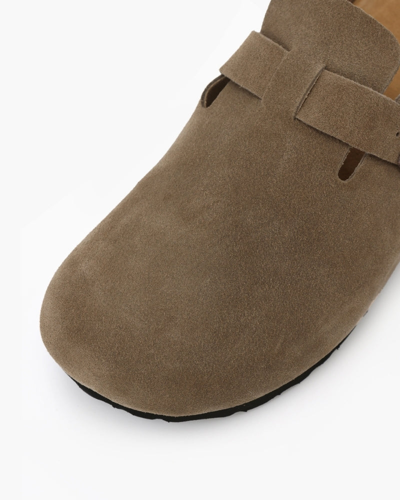 Old Money-Inspired Suede Clogs