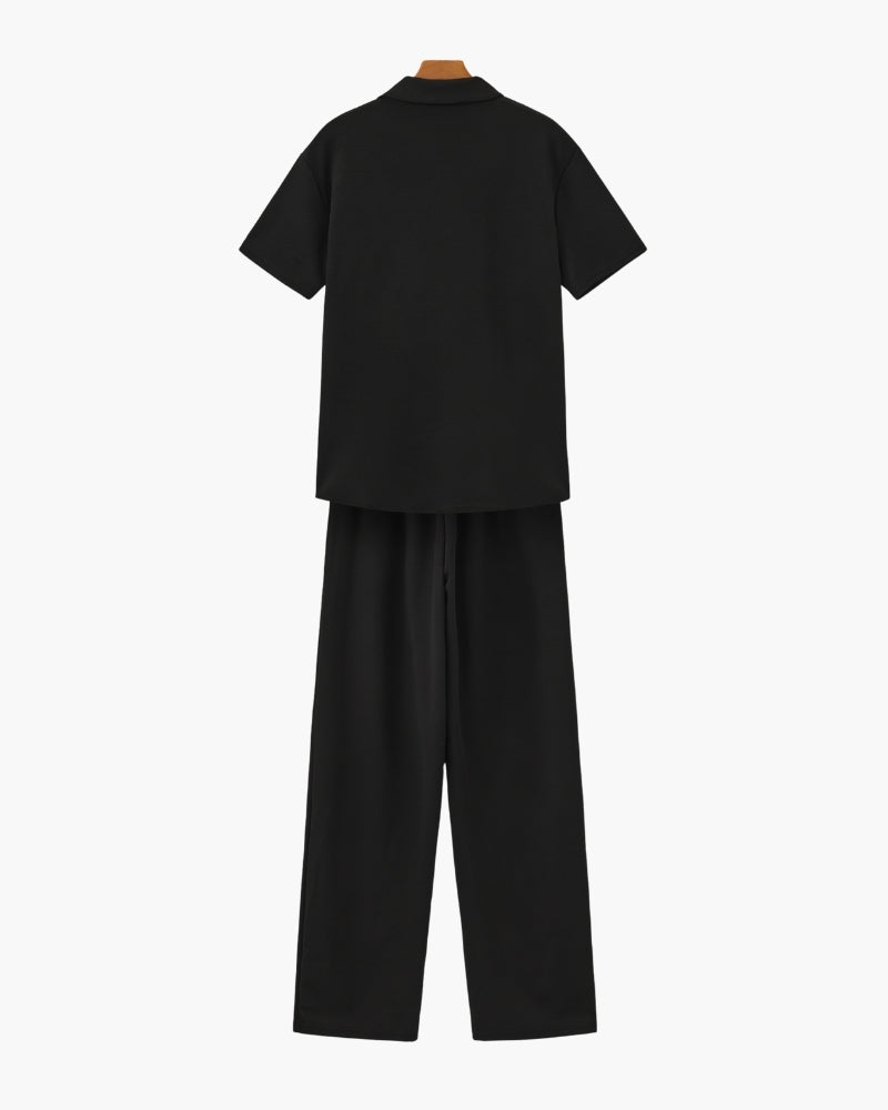 Polo & Pantalon Set Trendy – Stil și Confort pentru Orice Ocazie