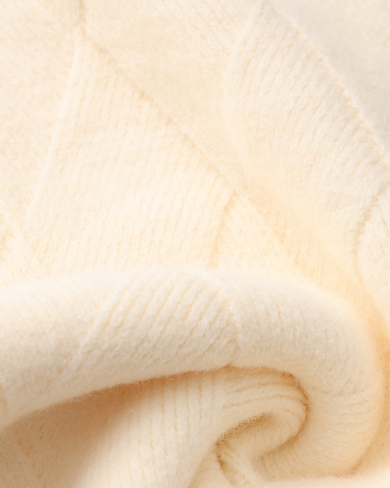Diamond-Pattern Knit Crewneck Sweater