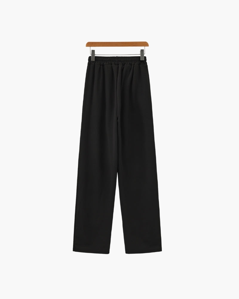 Polo & Pantalon Set Trendy – Stil și Confort pentru Orice Ocazie