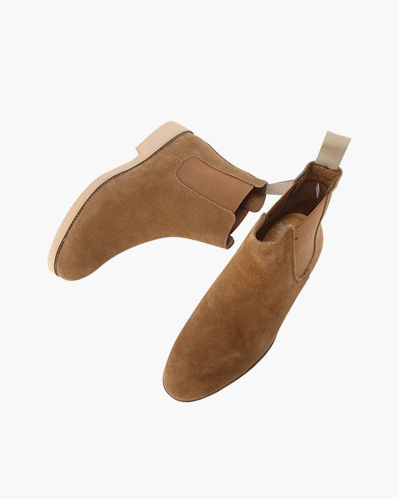 Old Money-Inspired Classic Chelsea Boots