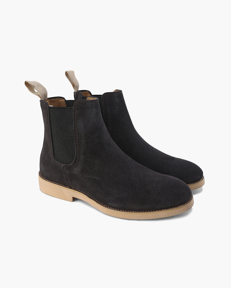 Old Money-Inspired Classic Chelsea Boots