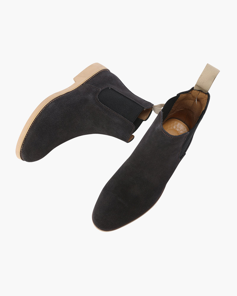 Old Money-Inspired Classic Chelsea Boots